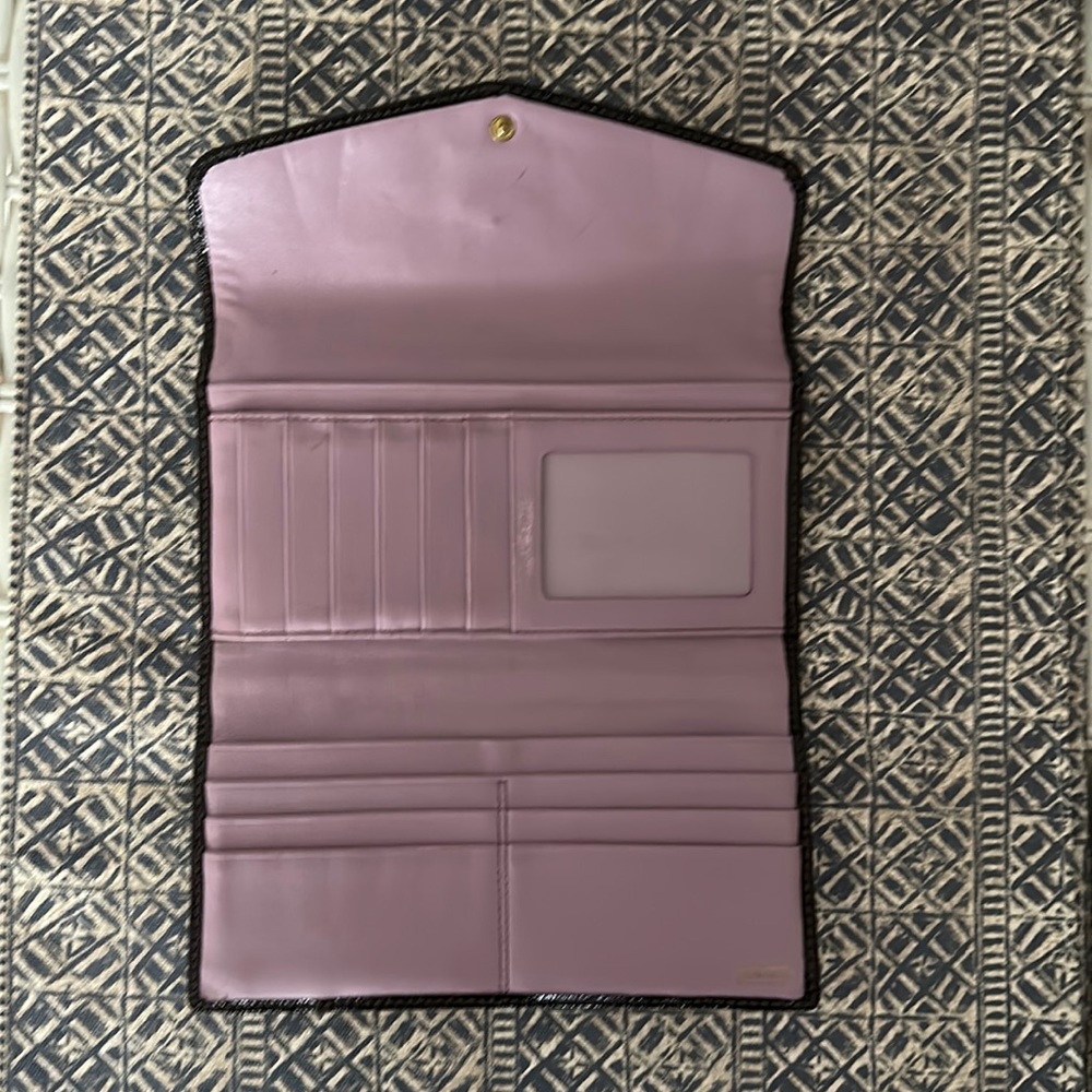 Coach signature Wallet.